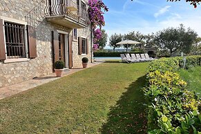 Apartment With Pool Ai Pignoi Ground F