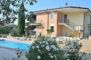 Cà Gardesana With Pool