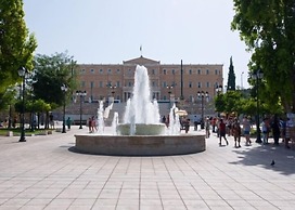 Homely Stay at Acropolis Museum