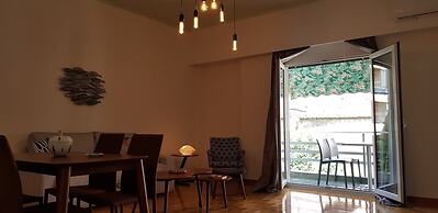 Cosy Apartment at Acropolis Museum