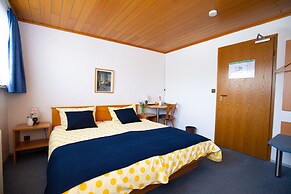 Elim Hotel