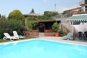 Casa Montegolo With Pool And Lake View