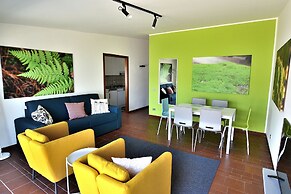 Greenery Loft With Lake View