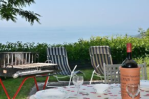 Residence Ai Vigneti With Pool