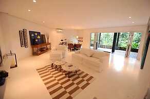 Casa Jardins de Iporanga