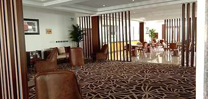 Summerset Continental Hotel By Usuma