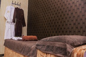 Summerset Continental Hotel By Usuma