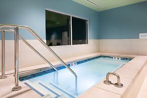 Holiday Inn Express & Suites Ely by IHG