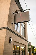 Hotel Siri Downtown - Paso Robles