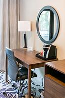 Hotel Siri Downtown - Paso Robles