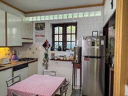 Gondolas Holiday Lanka