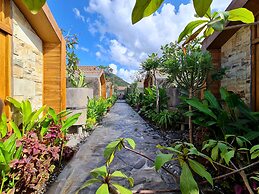 Batatu Resort - Adults Only