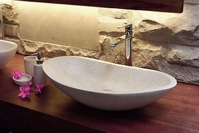 Batatu Resort - Adults Only