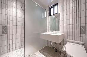 Brown Dot Hotel Yeonsan