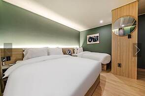 Brown Dot Hotel Yeonsan