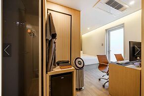 Brown Dot Hotel Yeonsan