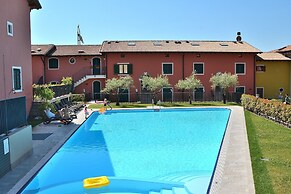 Residence Corte La Fiorita With Pool
