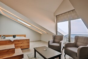 Peerless Villas Hotel