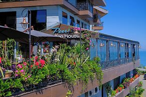 Peerless Villas Hotel