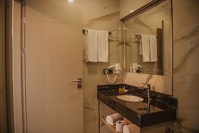 Peerless Villas Hotel