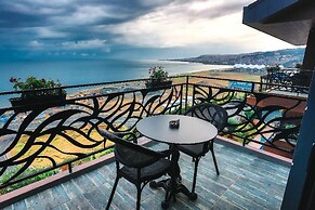 Peerless Villas Hotel