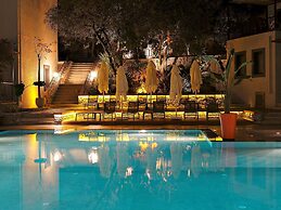 Dorman Suites Hotel
