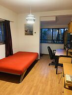 Huge and Beautiful sunny villa by beach