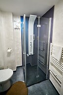 Evianne Boutique Hotel