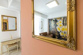 Evianne Boutique Hotel