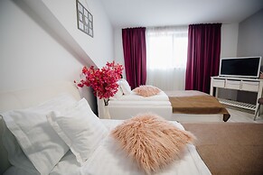 Evianne Boutique Hotel