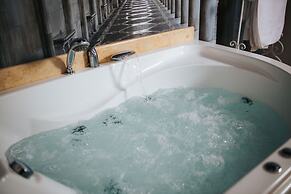 Evianne Boutique Hotel