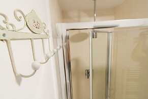 Evianne Boutique Hotel