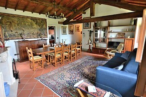 The Groom Home With Pool