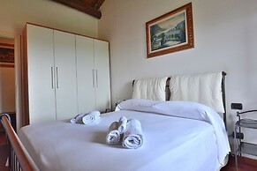 The Groom Home With Pool