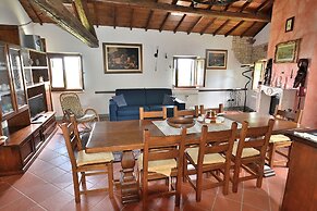 The Groom Home With Pool