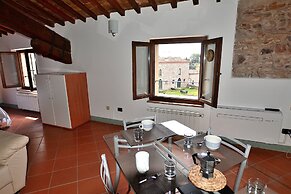 The Knight Loft With Pool