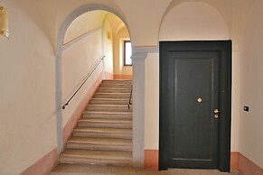 The Knight Loft With Pool