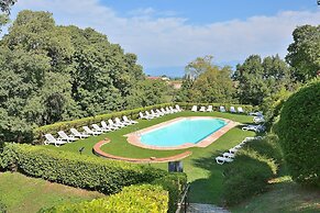 The Knight Loft With Pool