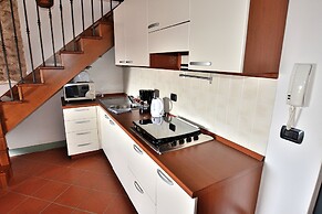 The Knight Loft With Pool