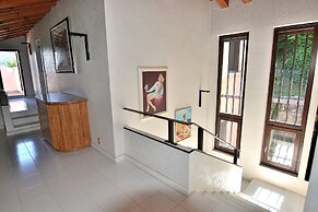 Villa Dismero With Pool