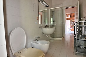 Villa Dismero With Pool