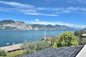 Villa Dismero With Pool