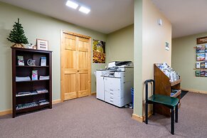 Telemark Northwoods Lodging