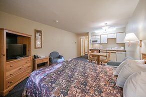 Telemark Northwoods Lodging