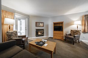 Telemark Northwoods Lodging