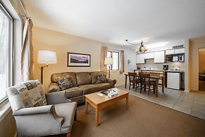 Telemark Northwoods Lodging