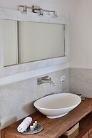 Villa il Cerro With Lake View