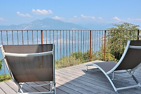 Villa il Cerro With Lake View