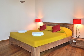 Villa il Cerro With Lake View