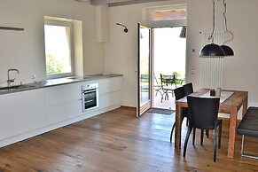 Villa il Cerro With Lake View